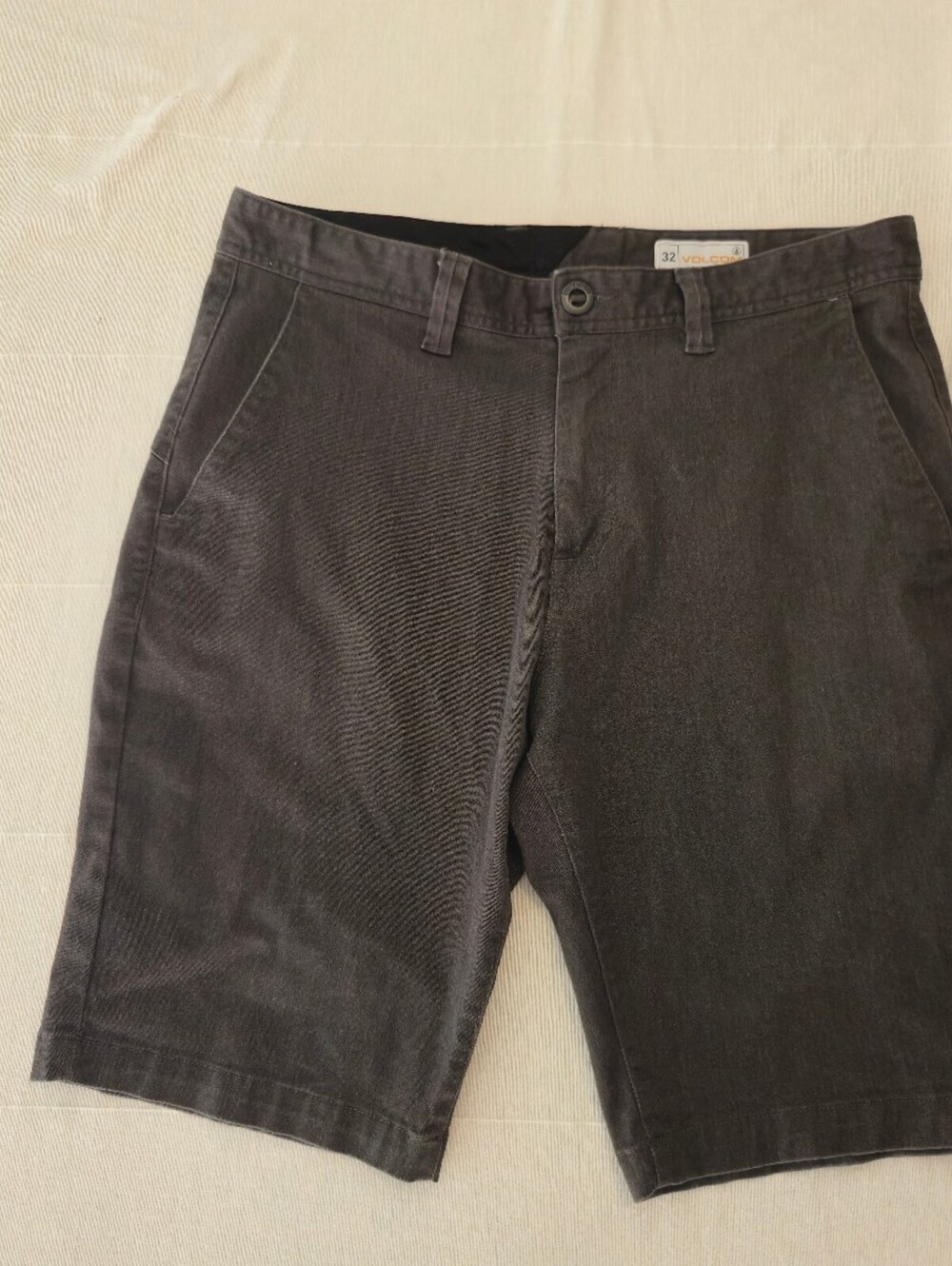 Volcom Men's Gray Casual Shorts Size 32